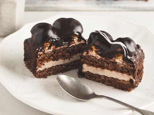 Bitter Çikolatalı Profiterol Pasta (Adet)