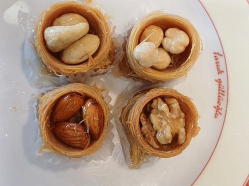Kuş Yuvası Karışık Çerezli (Dilim)