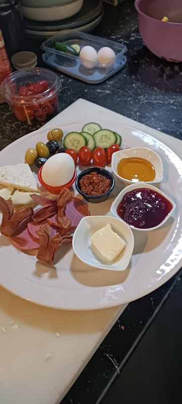 Klasik Kahvaltı Tabağı