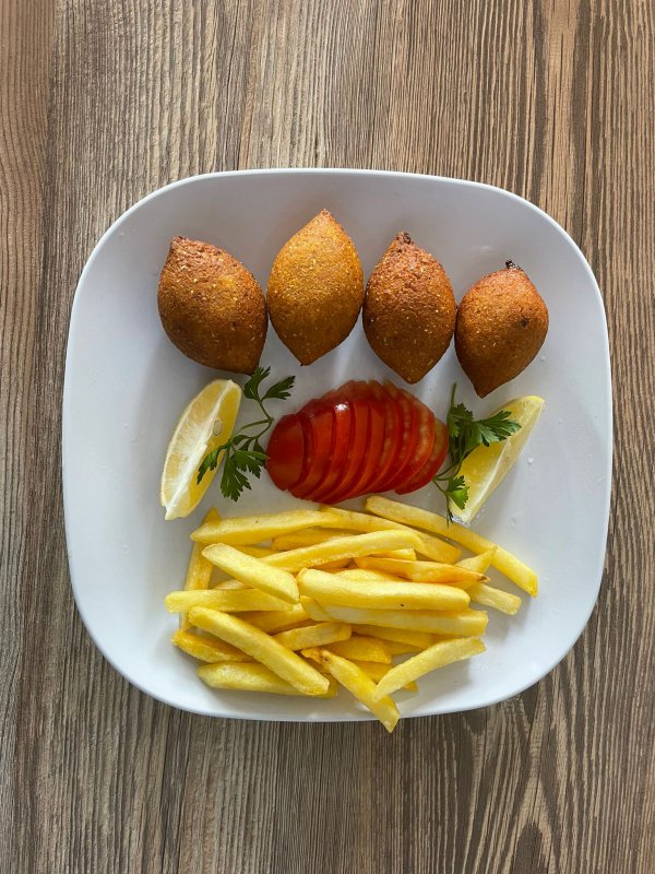İçli Köfte (porsiyon-4 adet)