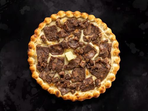 Kavurmalı Kaşarlı Pizza (Orta)