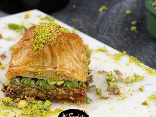 Ekstra Fıstıklı Kare Baklava (2 Dilim)