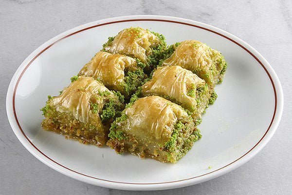 Fıstıklı Özel Baklava