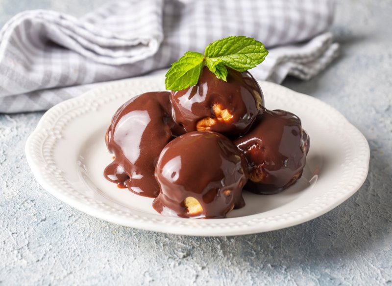 Dondurmalı Profiterol