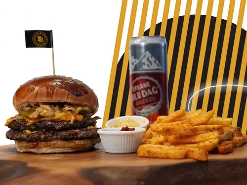 Mad Max Burger Menü