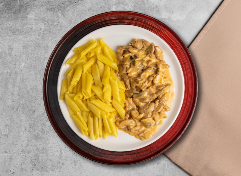 Köri Soslu Tavuk Sote & Makarna