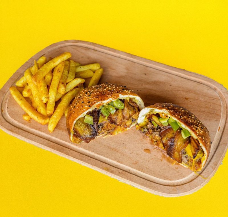 Mantar Kapalı Burger