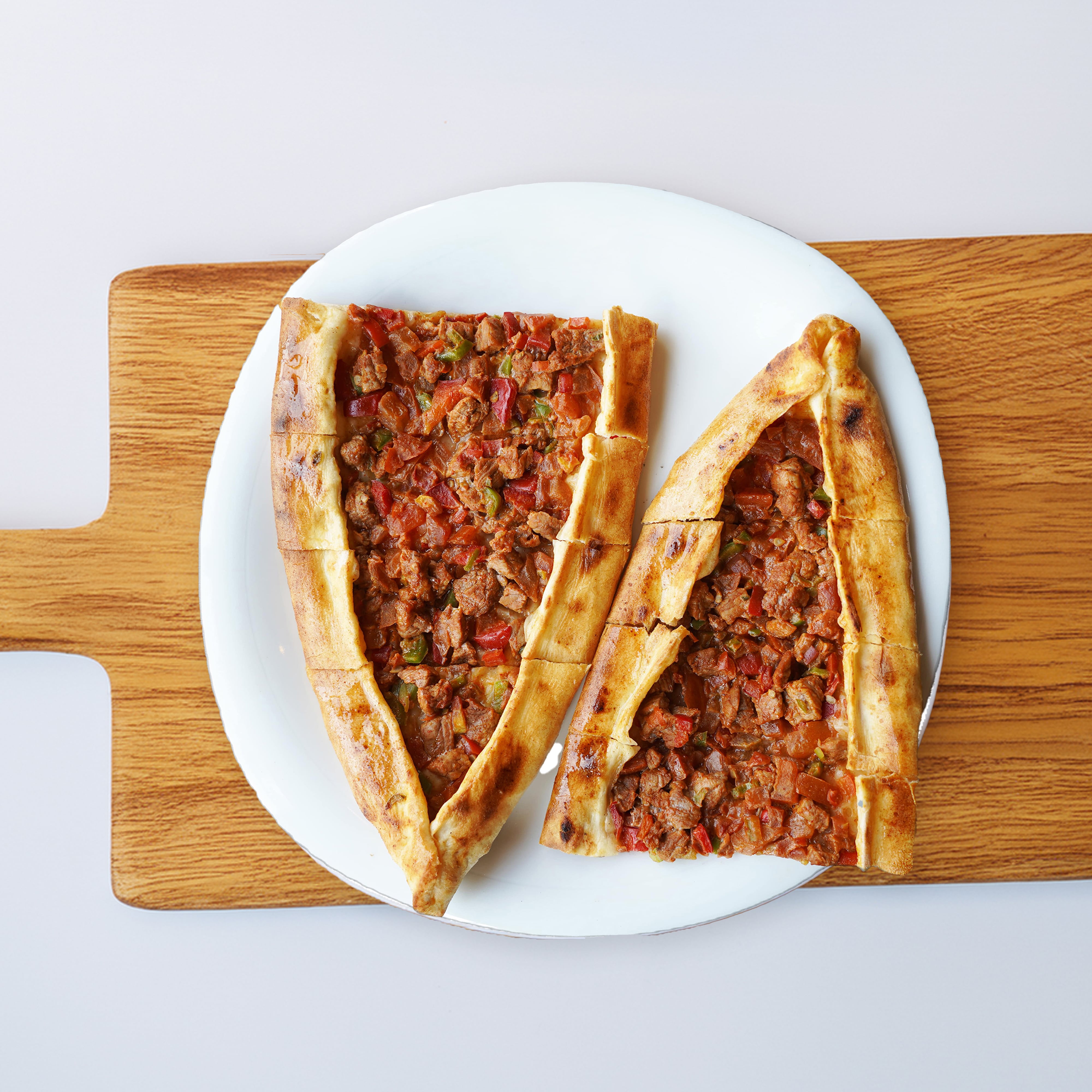 Kuşbaşılı Pide