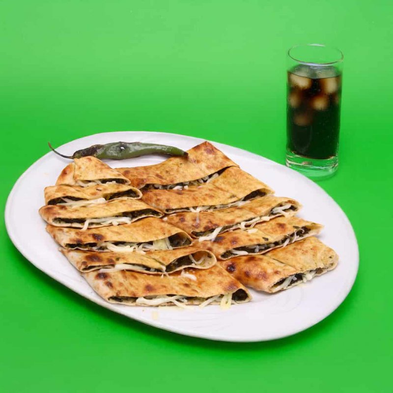Ispanaklı Kaşarlı Pide Menü