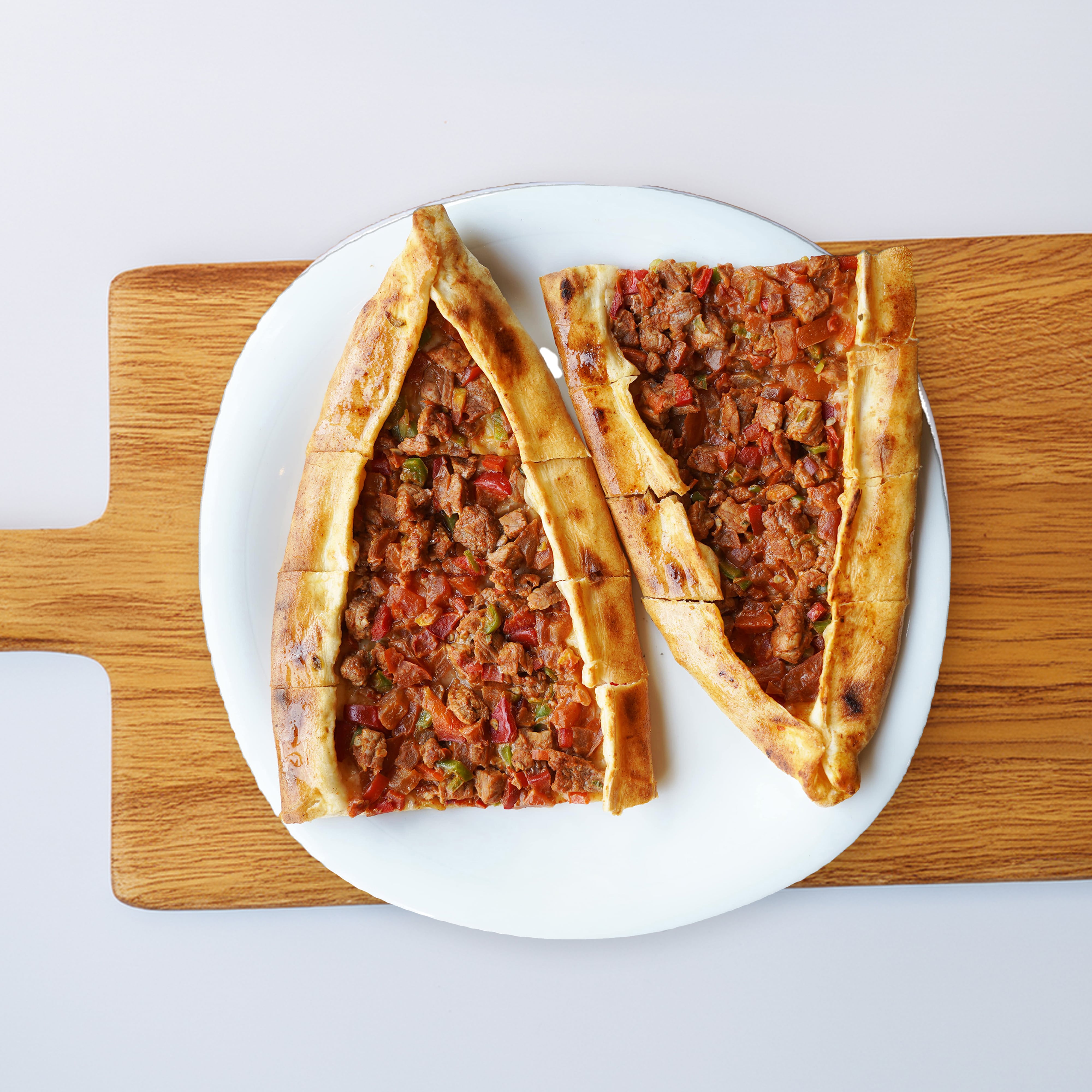 Kıymalı Pide
