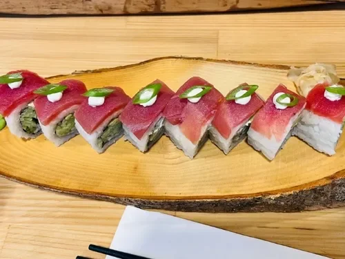 Magura Roll (8 pcs)