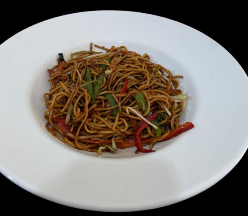 Sebzeli Noodle