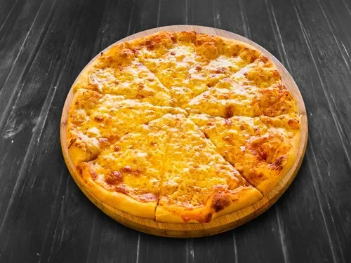 3 Peynirli Pizza Menü