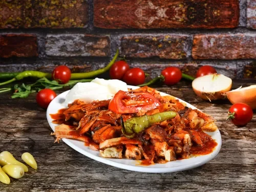 Tavuk İskender (Tavuk Dönerden) (100 g)