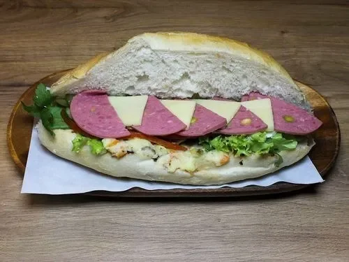 Asker Kaşar Salam Sandviç