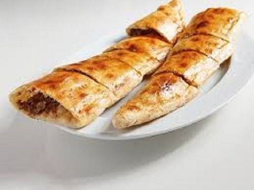 Kavurmalı Pide (Kapalı)