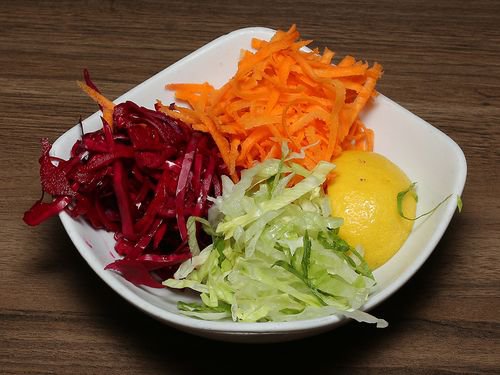 Mevsim Salata