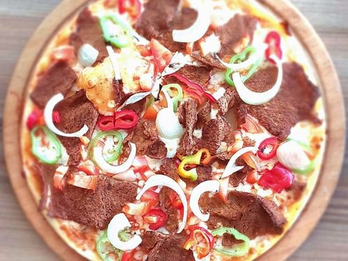 Tavuk Dönerli Pizza (Orta Boy)