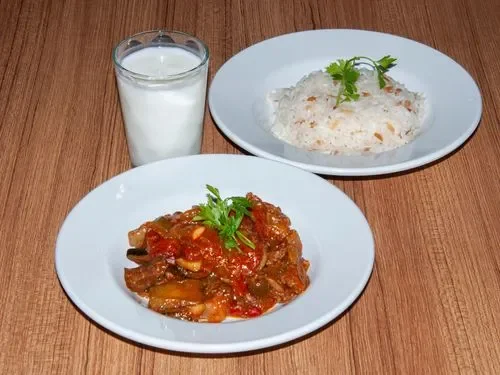 Patlıcan Musakka Menü 2