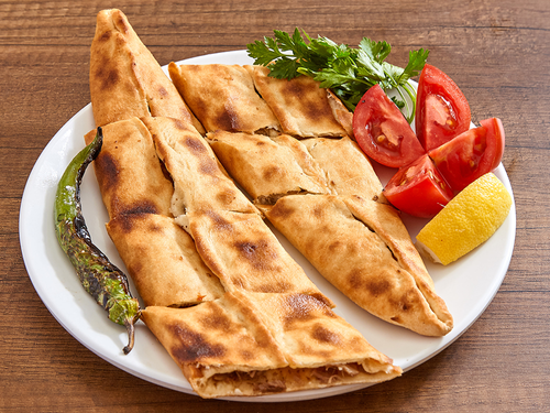 Kavurmalı Pide