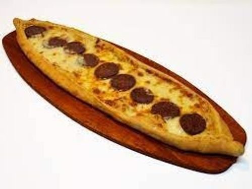 Kaşarlı Sucuklu Pide