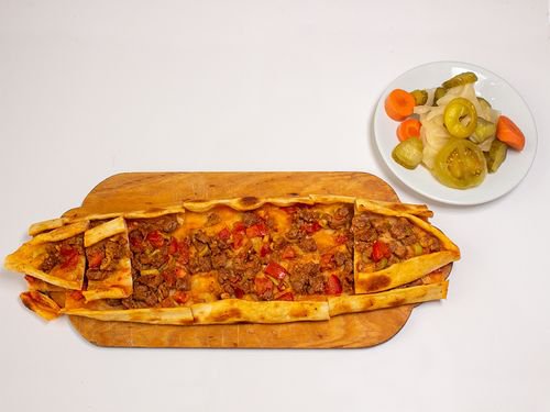 Kuşbaşılı Pide