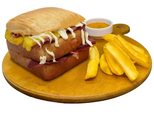 Füme Etli Tost