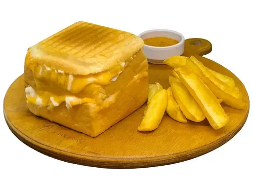 4 Peynirli Tost