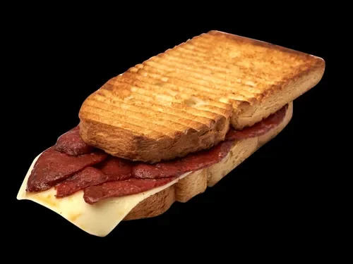 Sucuk Kaşarlı Tost