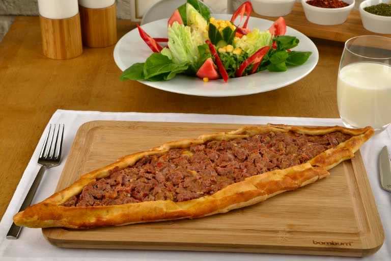 PIDE VE LAHMACUN