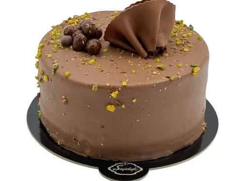 Fıstık Çikolatalı Pasta (4-6 Kişilik)