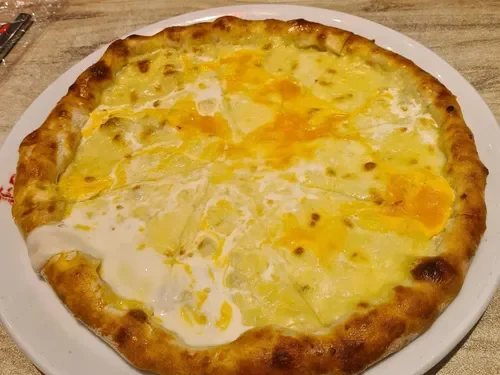 Peynirli Tere Yağlı Pide