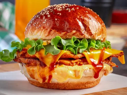 Barbekü Soslu Chicken Burger