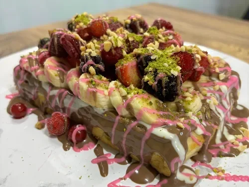 Orman Meyveli Frozen Waffle