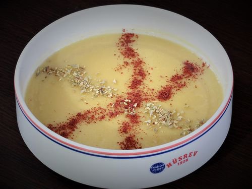 Tereyağlı Süzme Mercimek Çorbası