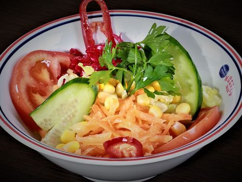 Mevsim Salata