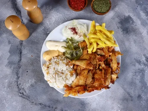 Pilav Üstü Tavuk Döner