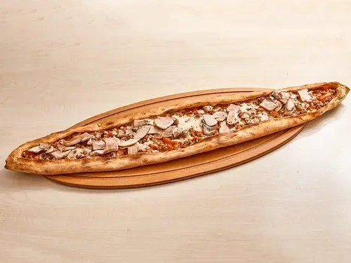 Kuşbaşılı Mantarlı Pide