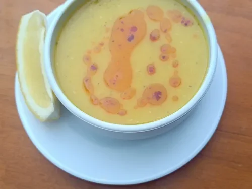 Süzme Mercimek Çorbası