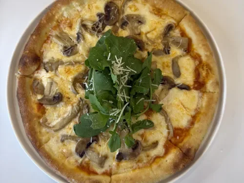 Pizza Funghi