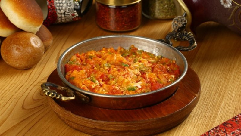 SADE MENEMEN