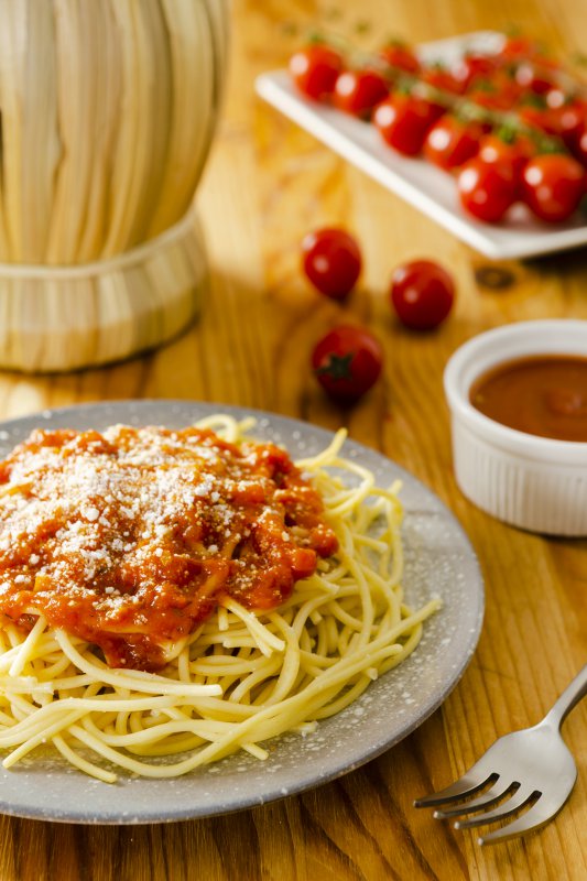 BOLONEZ SOSLU SPAGETTİ
