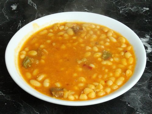 Güveçte Etli Kuru Fasulye