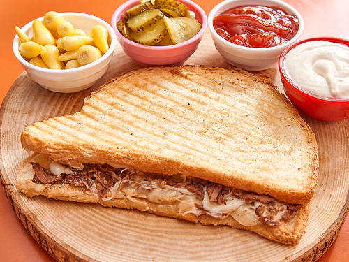 Kavurmalı Tost