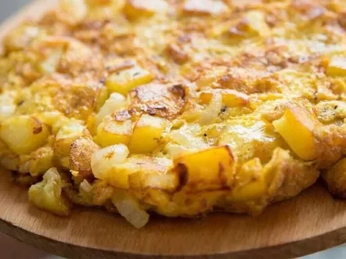 Patatesli Omlet
