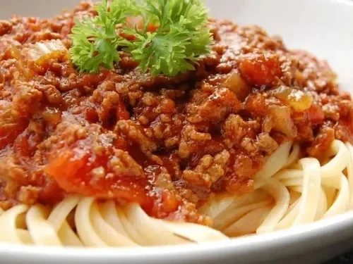 Spagetti Bolonez