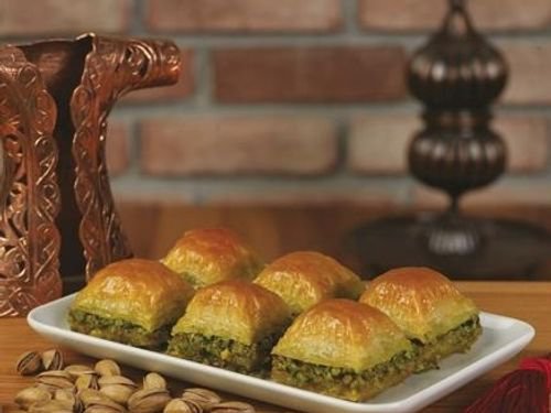 Fıstıklı Baklava (1 kg)