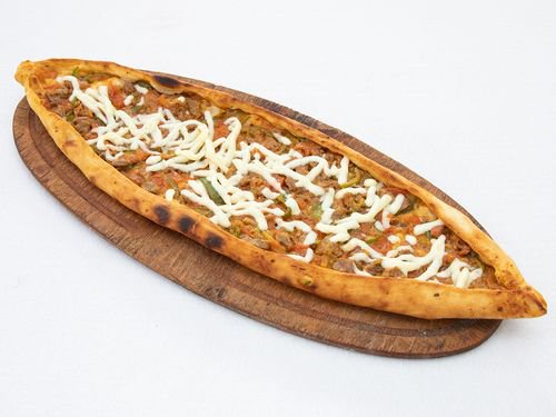 Kuşbaşılı Kaşarlı Pide