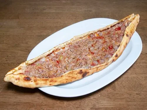 Kuşbaşılı Pide