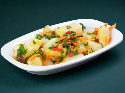 Zeytinyağlı Patates Salatası